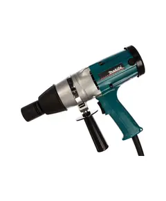 Гайковерт ударный MAKITA 6906, 850 Вт, 1700 об/мин, 588 Нм, 3/4'', 5 кг, кейс пласт.