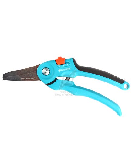 Комплект GARDENA, садовых инструментов для балкона "Домашнее садоводство" (секатор, лопатка цветочная, мотыжка, щетка и совок, ящик для хранения) (Дис, изображение 5