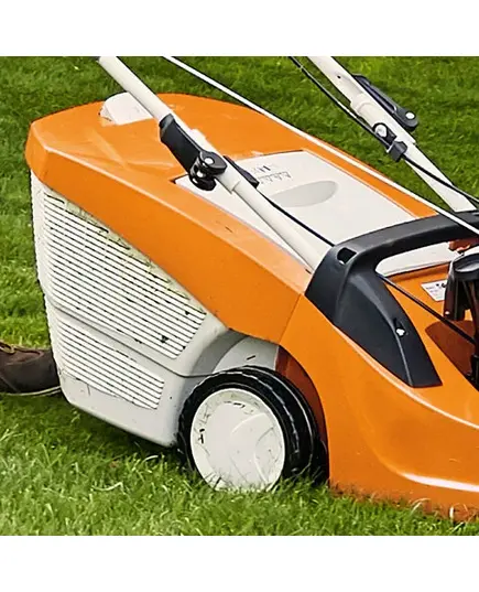 Газонокосилка бензиновая STIHL RM-448.1 ТX, изображение 6 от магазина Планета Инструмент Газонокосилка бензиновая STIHL RM-448.1 ТX, изображение 6