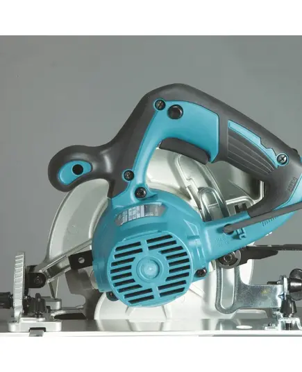 Пила дисковая MAKITA HS6601J, 1050Вт, 5200об/мин,  кейс, изображение 5 от магазина Планета Инструмент Пила дисковая MAKITA HS6601J, 1050Вт, 5200об/мин,  кейс, изображение 5