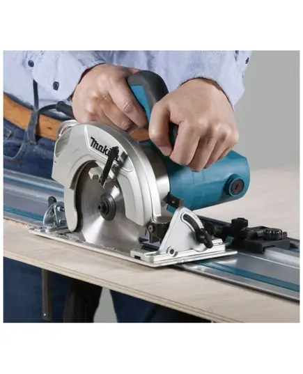 Пила дисковая MAKITA HS6601J, 1050Вт, 5200об/мин,  кейс, изображение 6 от магазина Планета Инструмент Пила дисковая MAKITA HS6601J, 1050Вт, 5200об/мин,  кейс, изображение 6