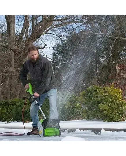 Аккумуляторный снегоуборщик GREENWORKS GD40SSK2, 40V, 30 см, бесщеточный, с 1хАКБ 2 А.ч и ЗУ, снеголопата (2600807UAgw), изображение 8