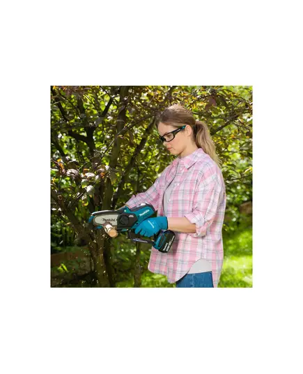 Акк. пила цепная MAKITA DUC150SF, LXT BL 18В, 320Вт, 6"/15см, 0,325", 1,1мм, 8м/с, XPT (BL1830B, DC18SD), изображение 7